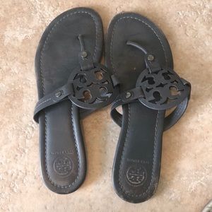 Tory Burch Miller Sandal in Matte Gray size 8